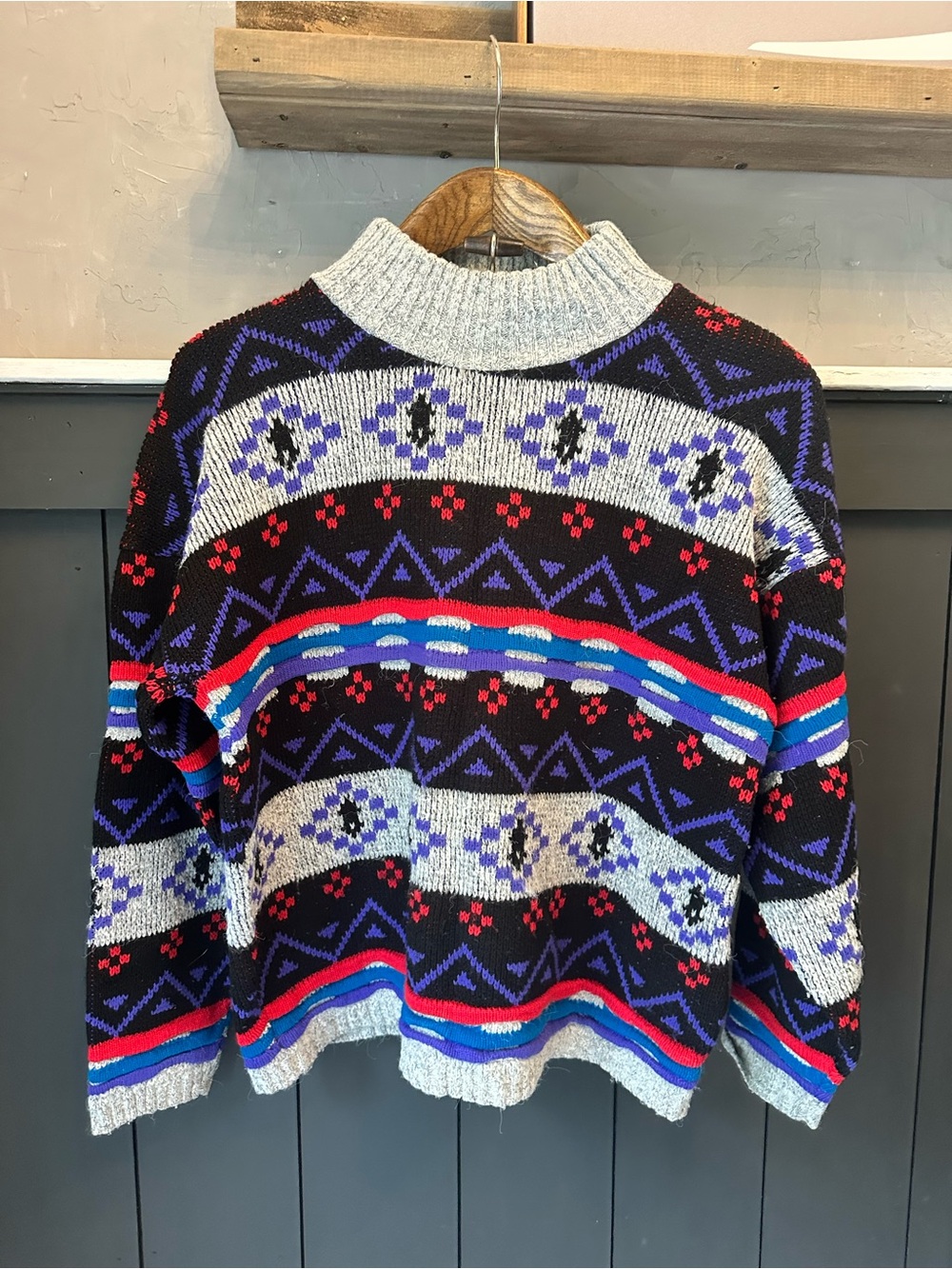 Vintage 80's Ski Sweater M Geometric Tribal Snowboard size L